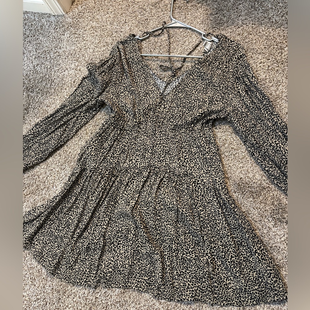 Animal print dress with pockets